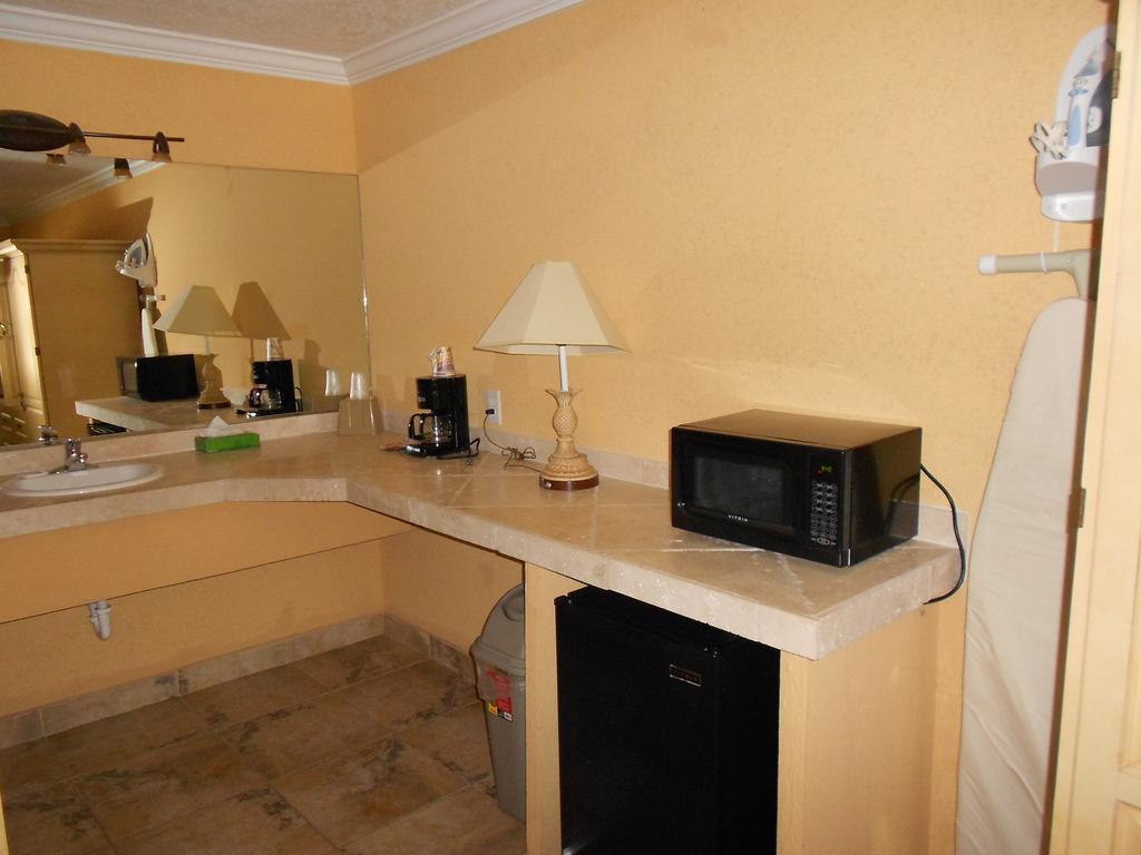 Quality Inn Ocean Springs Bagian luar foto