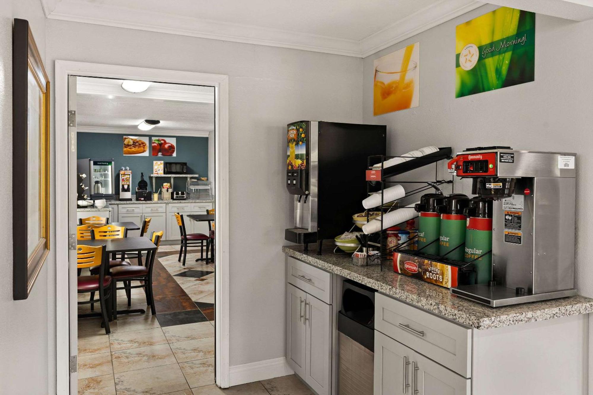 Quality Inn Ocean Springs Bagian luar foto