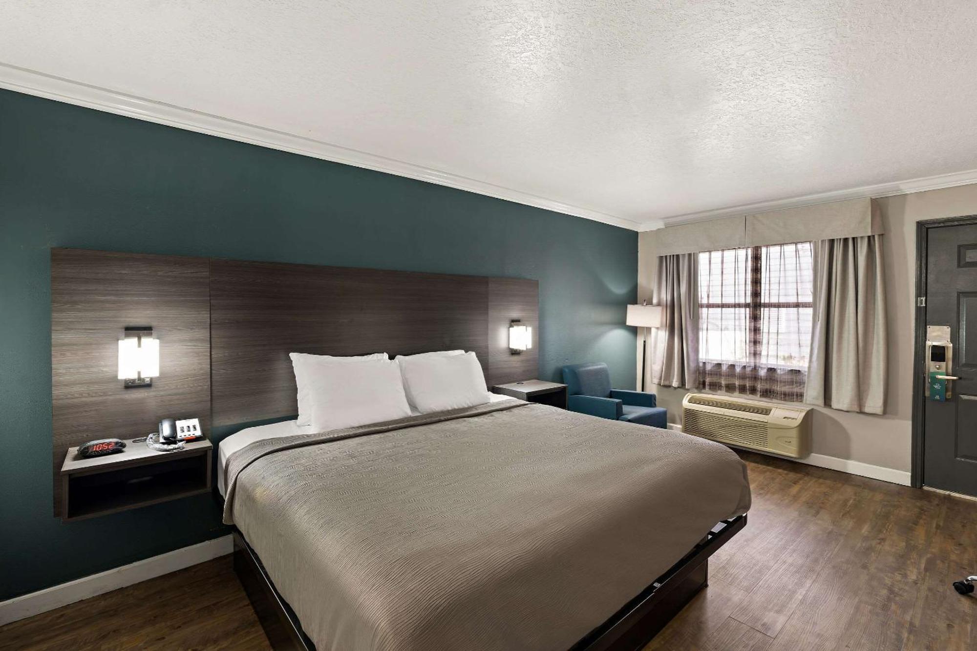 Quality Inn Ocean Springs Bagian luar foto